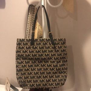 Michael Kors Tote